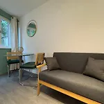 Cosy F2 , Marx Dormoy A Wifi